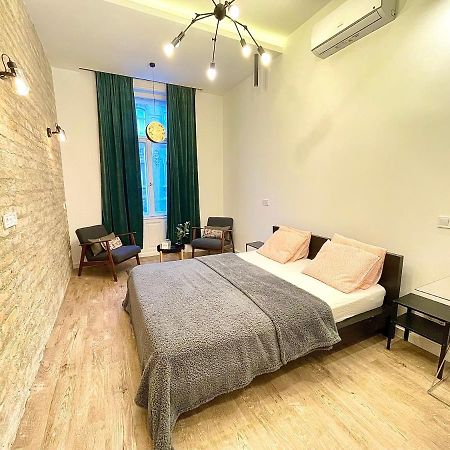 Dream Romance Residency - Finnish Sauna ブダペスト エクステリア 写真
